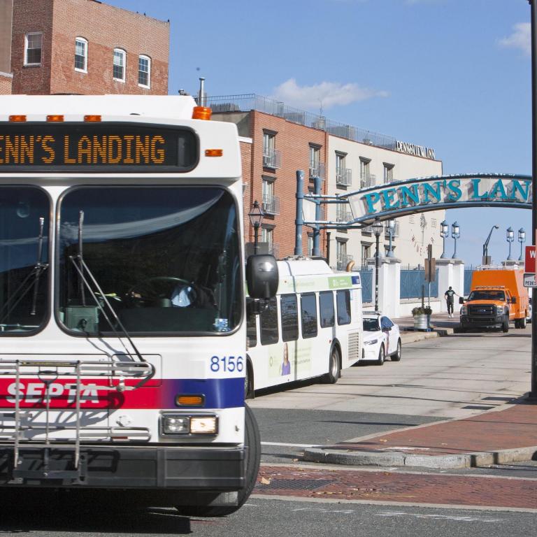 Bus